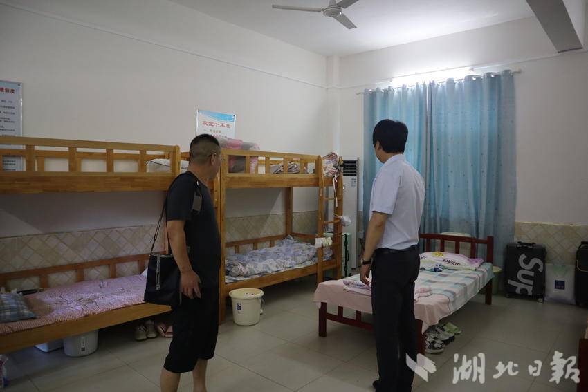 武穴市委宣传部对必赢76net线路官网体育学院爱Do志愿服务队“七彩假期”志愿服务项目进行指导.docx 武穴市委宣传部对必赢76net线路官网体育学院爱Do志愿服务队“七彩假期”志愿服务项目进行指导.docx